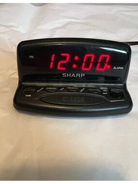 Sharp SPCO26 LED Digital Alarm Clock Keyboard Style Controls Compact Snooze